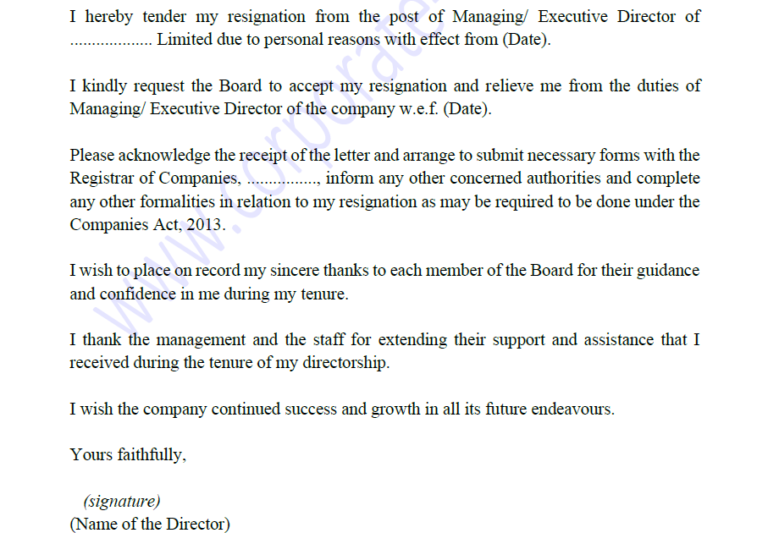 directeur general remettant sa lettre de demission