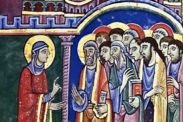 femme offrant un ovule symbolique lumineux