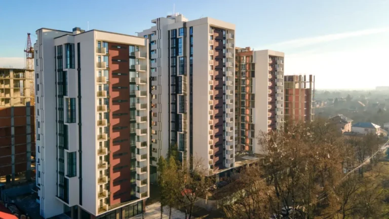 Quels Sont Les Diagnostics Obligatoires Pour L’Assainissement En Copropriété 23 inspection dassainissement dans une copropriete moderne