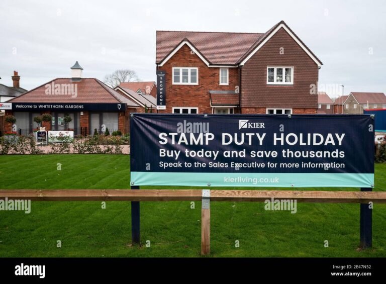 maison de vacances avec symbole fiscal dessus