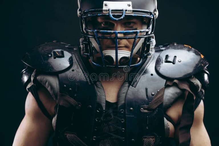 personnes jouant au sport avec bouclier protecteur